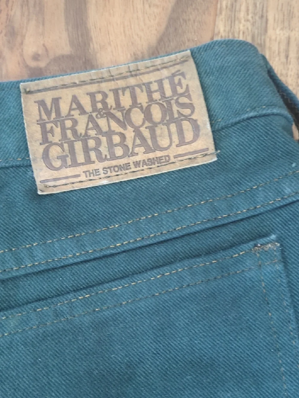 Marithe Francois Girbaud Green Vintage Roll-Cuff Women's Bermuda Shorts